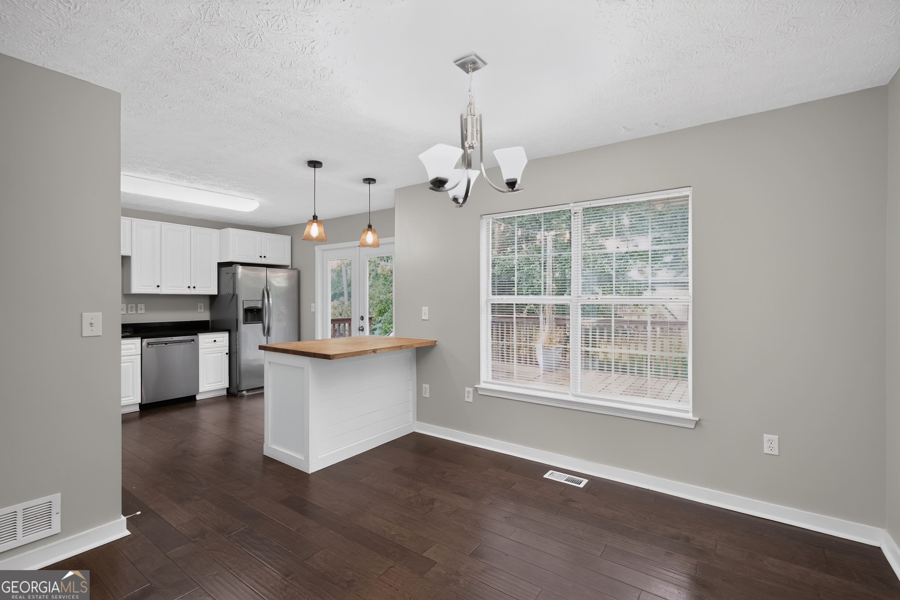5303 Greenway Drive Property Photo 13