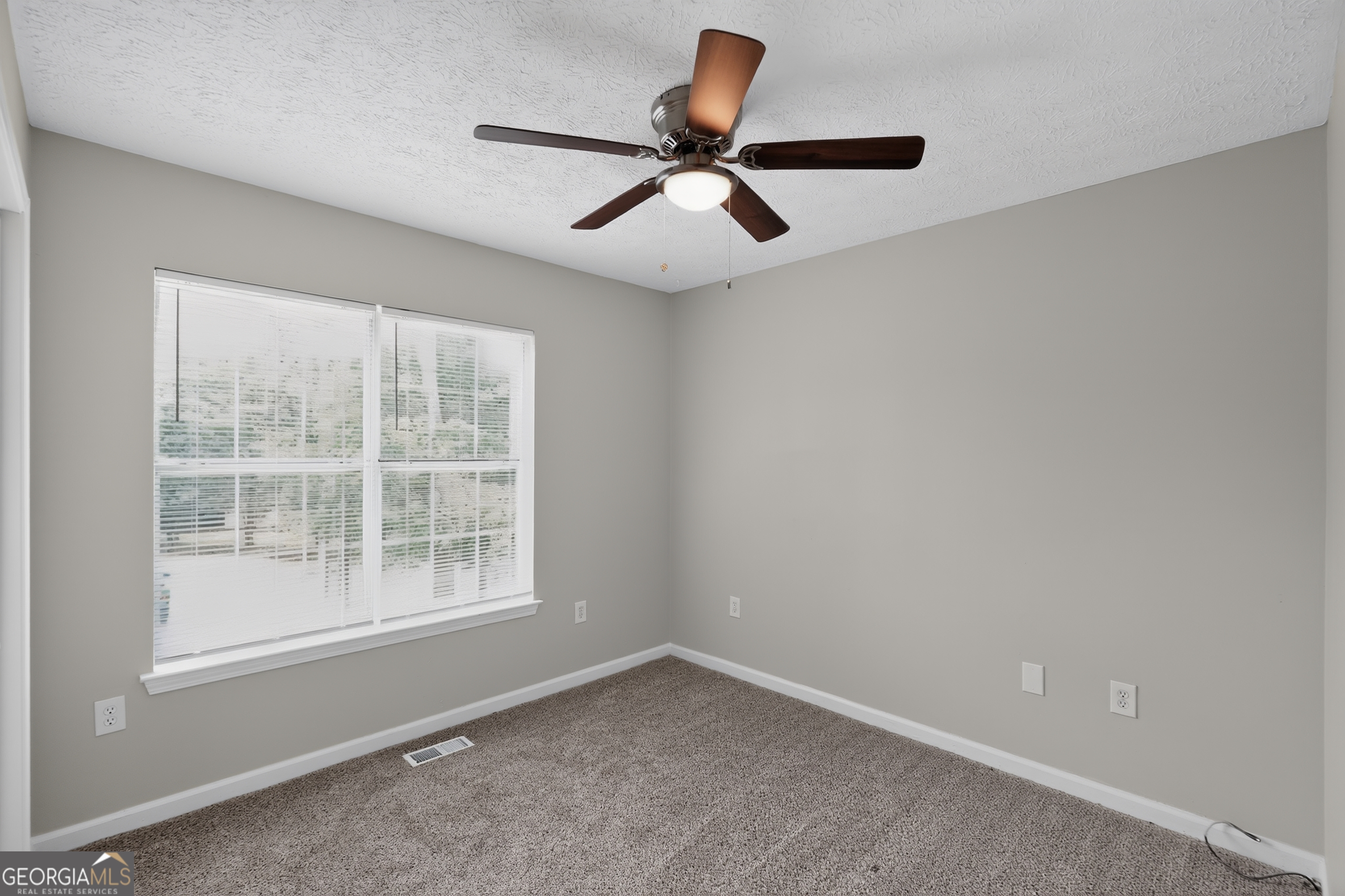 5303 Greenway Drive Property Photo 15