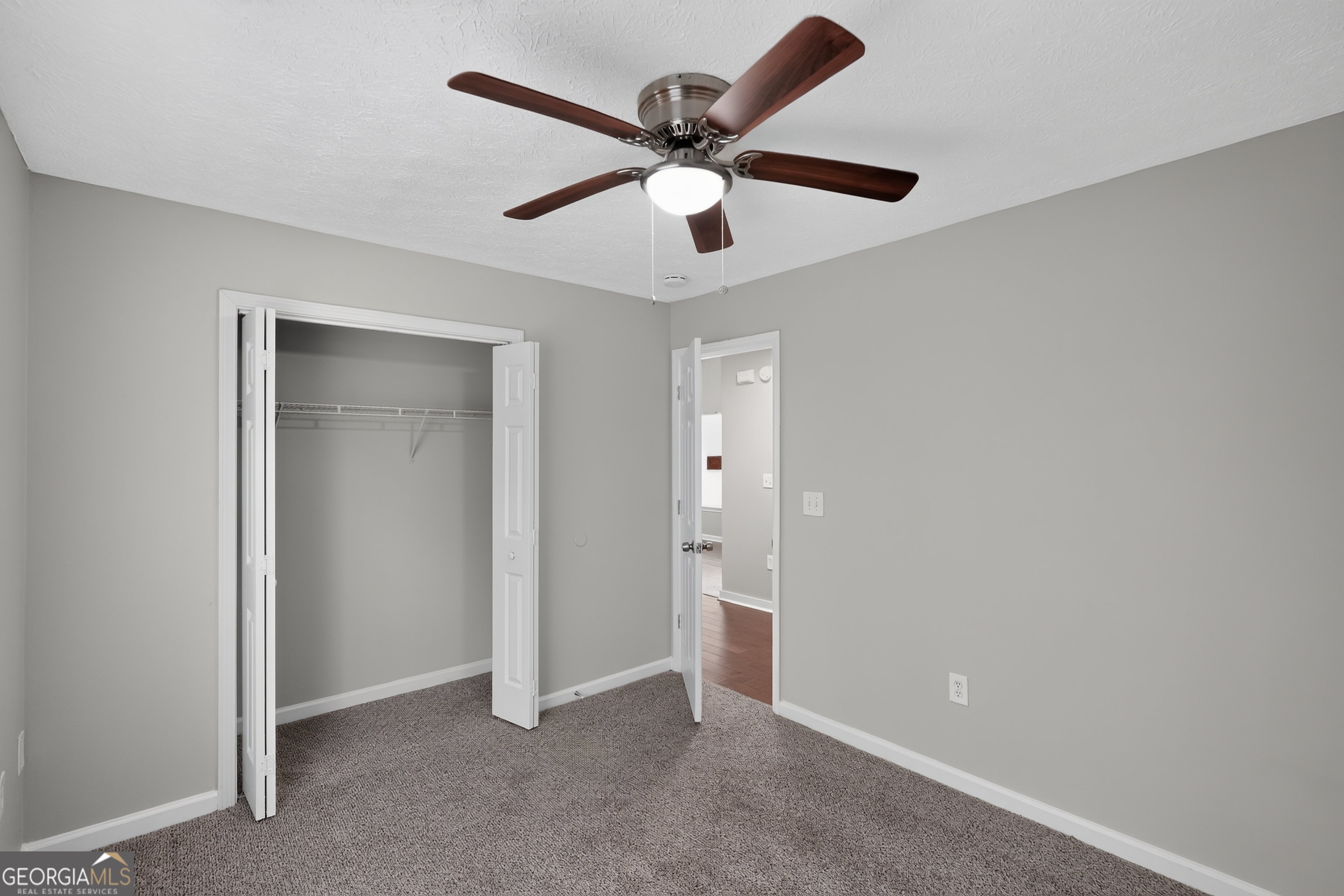 5303 Greenway Drive Property Photo 18