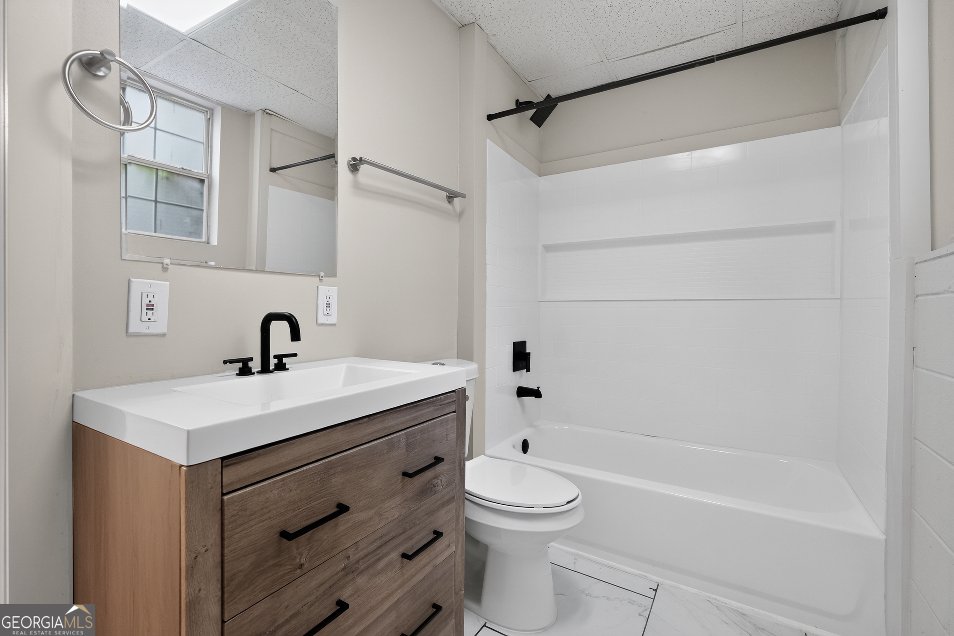 5303 Greenway Drive Property Photo 22