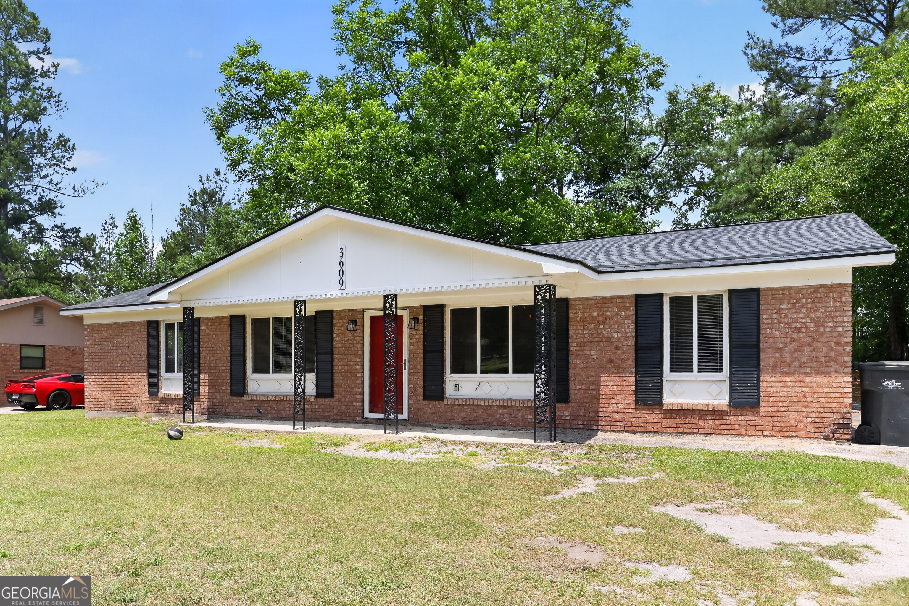 3609 Massoit Drive Property Photo 1