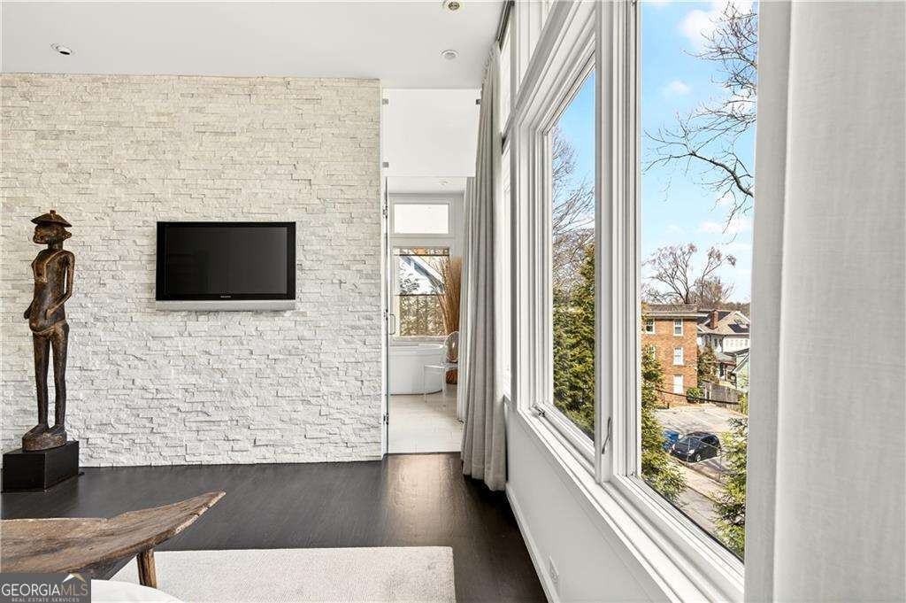 292 9th Street Ne Property Photo 44