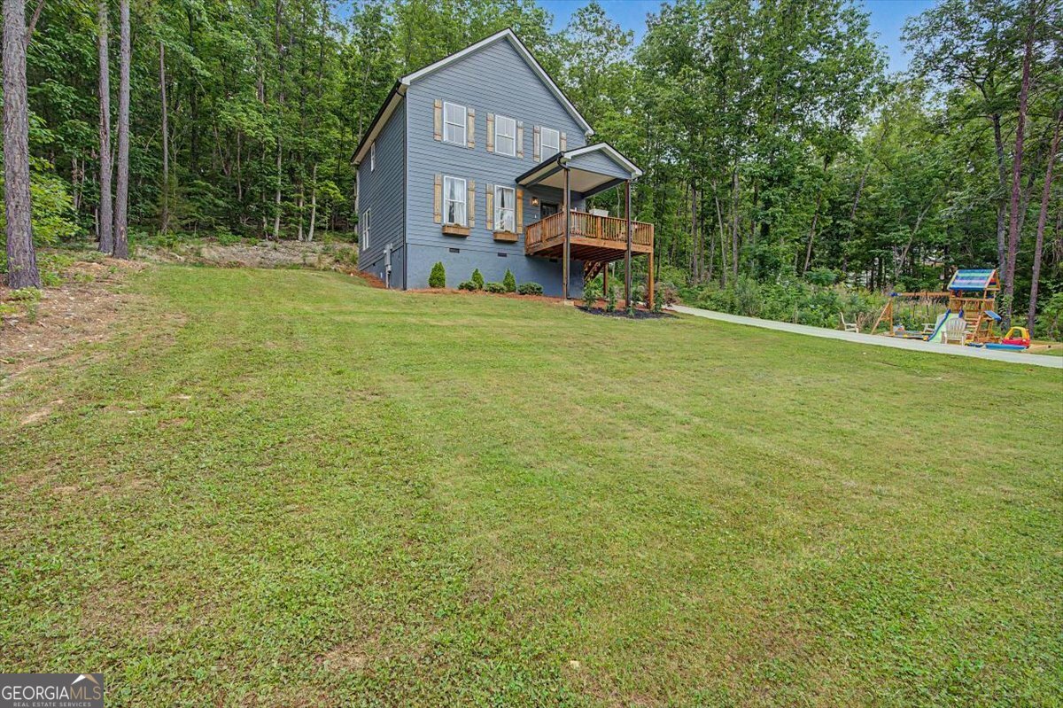 116 Autumn Path Property Photo 1