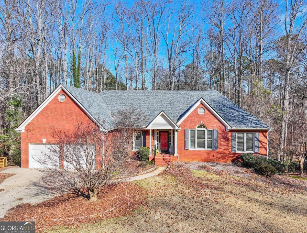 1525 Habersham Place Property Photo 1
