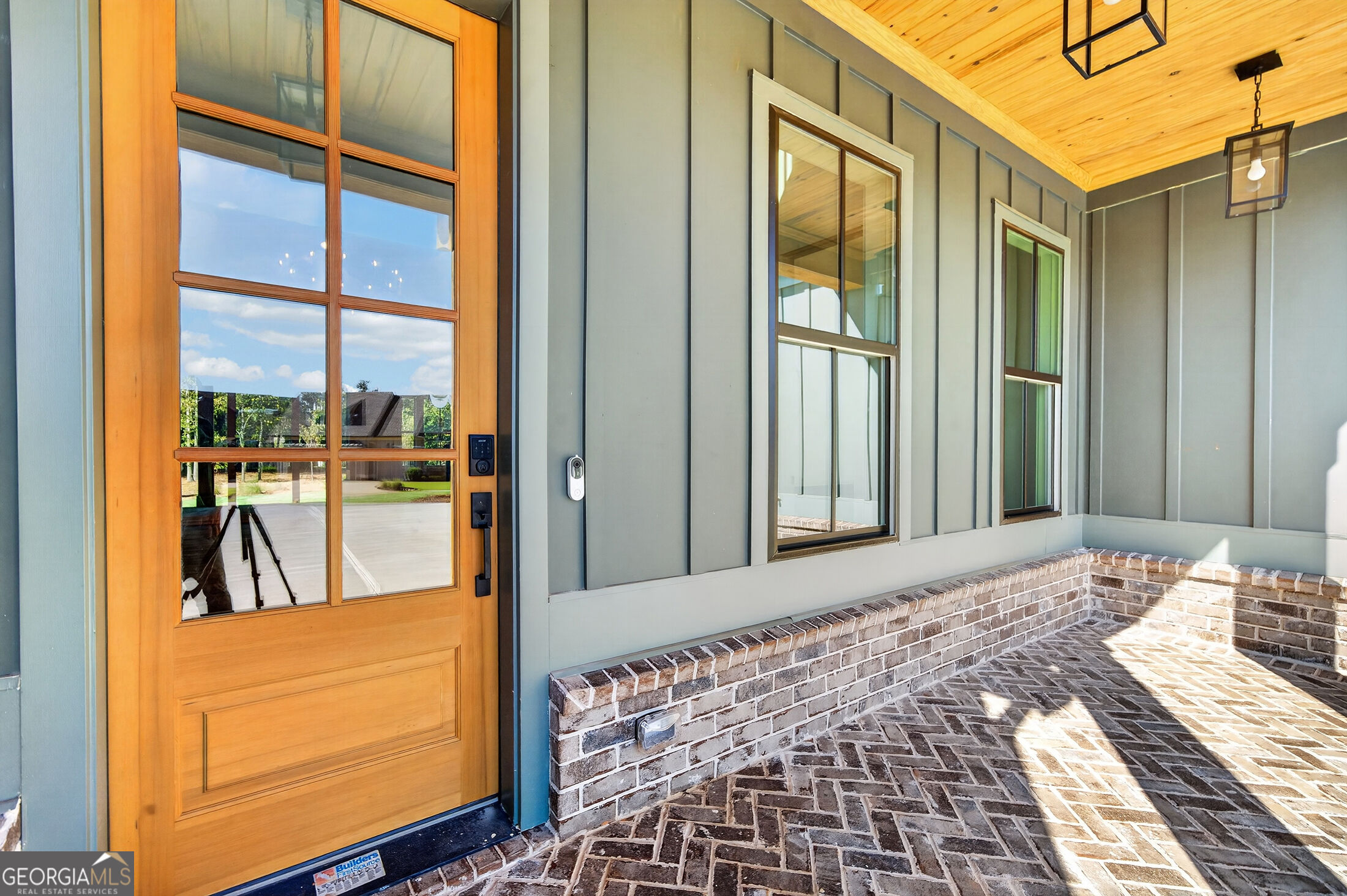 203 Eagles Way Property Photo 3