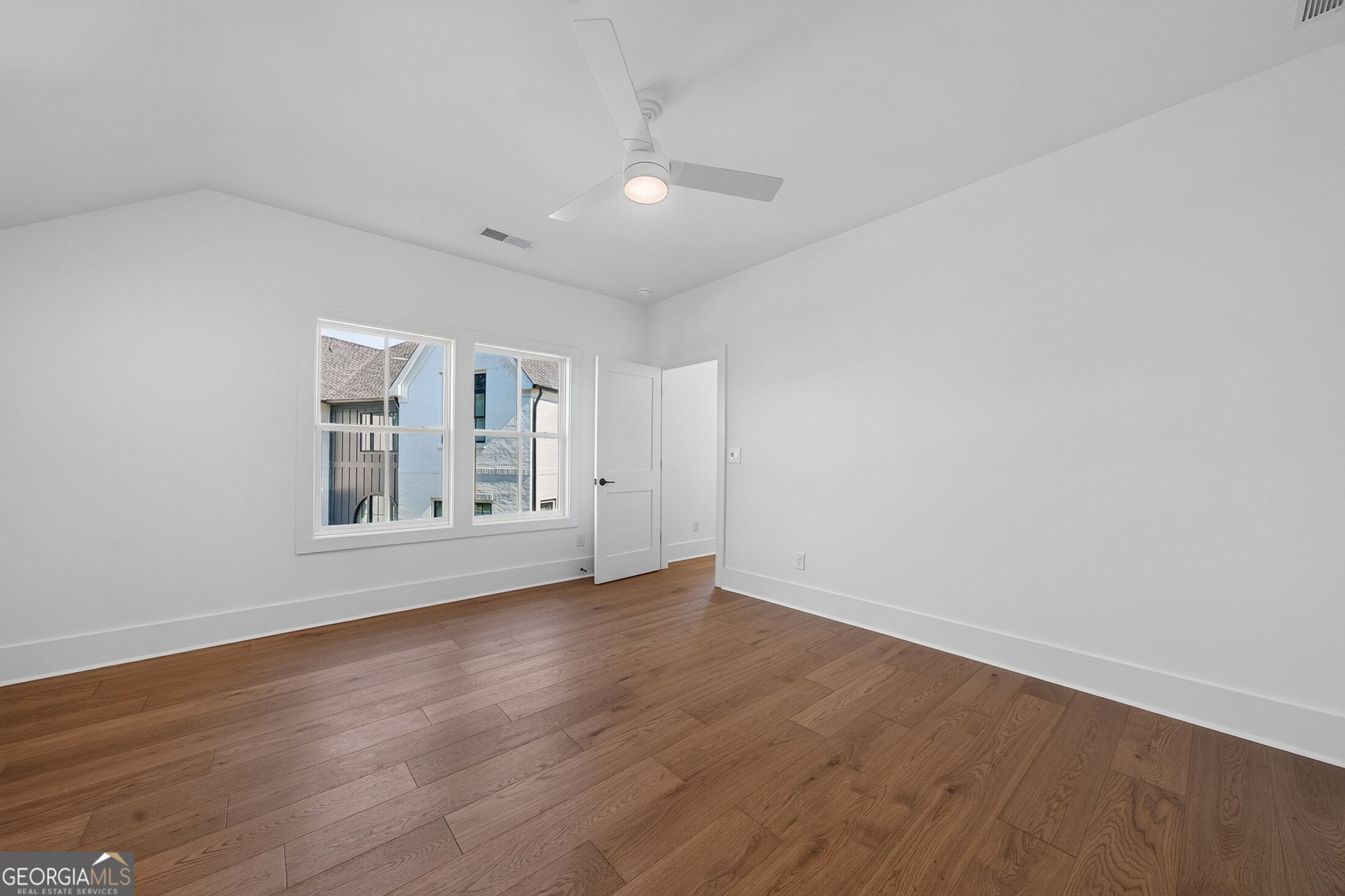 203 Eagles Way Property Photo 28