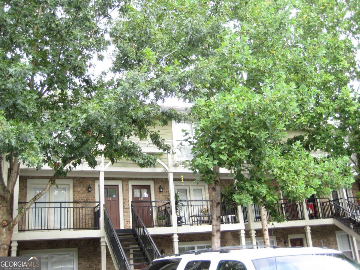 660 Barnett Shoals Road # 128 Property Photo 1