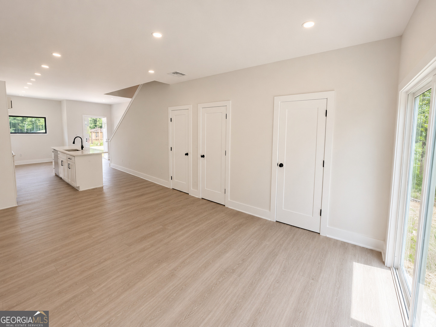 314 E Quilly Street Property Photo 5