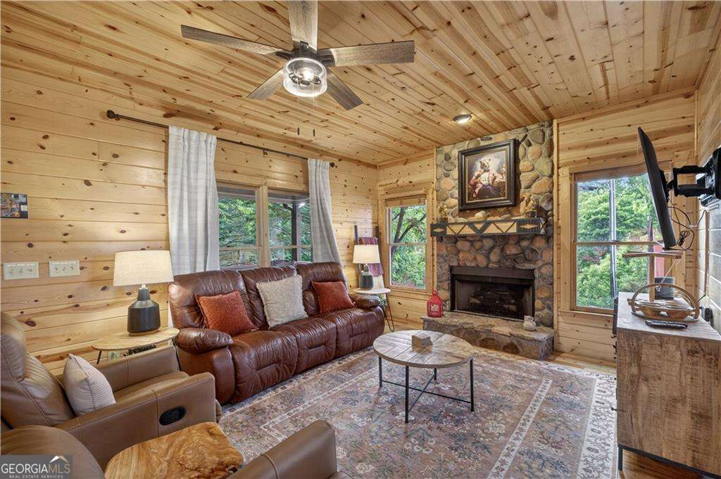 170 Wildwood Court Property Photo 10