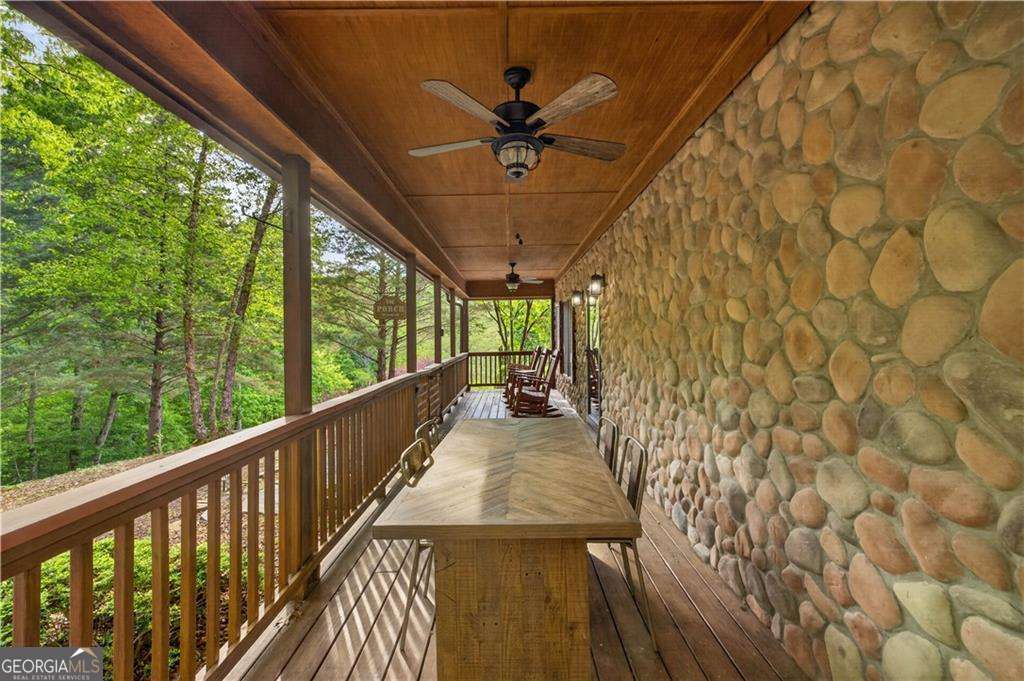 170 Wildwood Court Property Photo 24