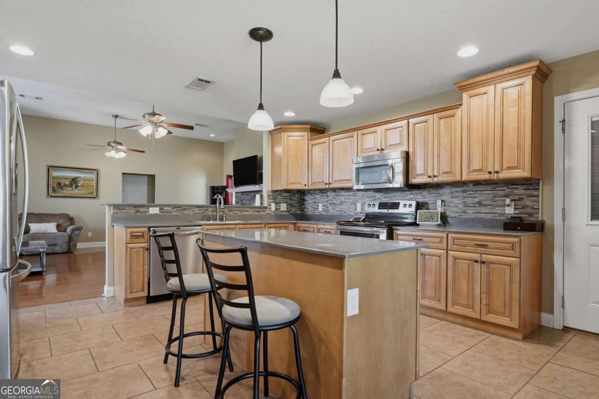 112 Manor Drive Property Photo 19