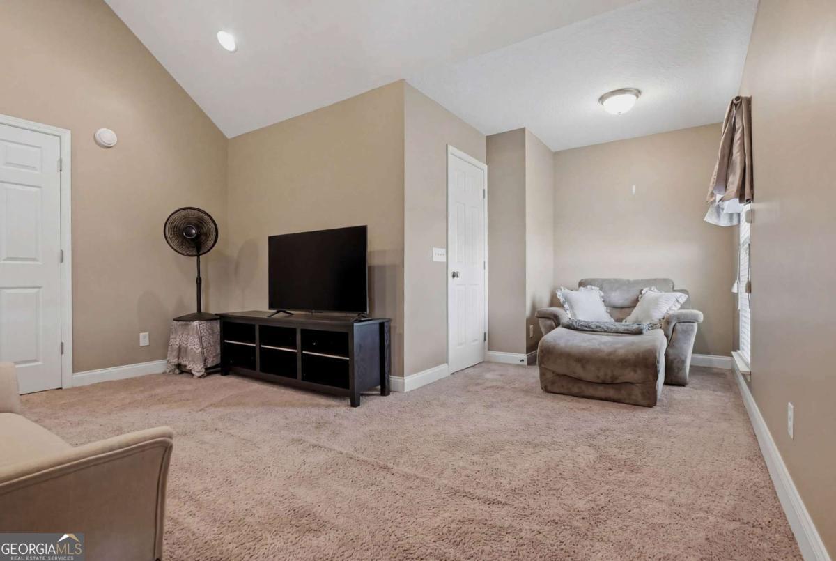 112 Manor Drive Property Photo 24