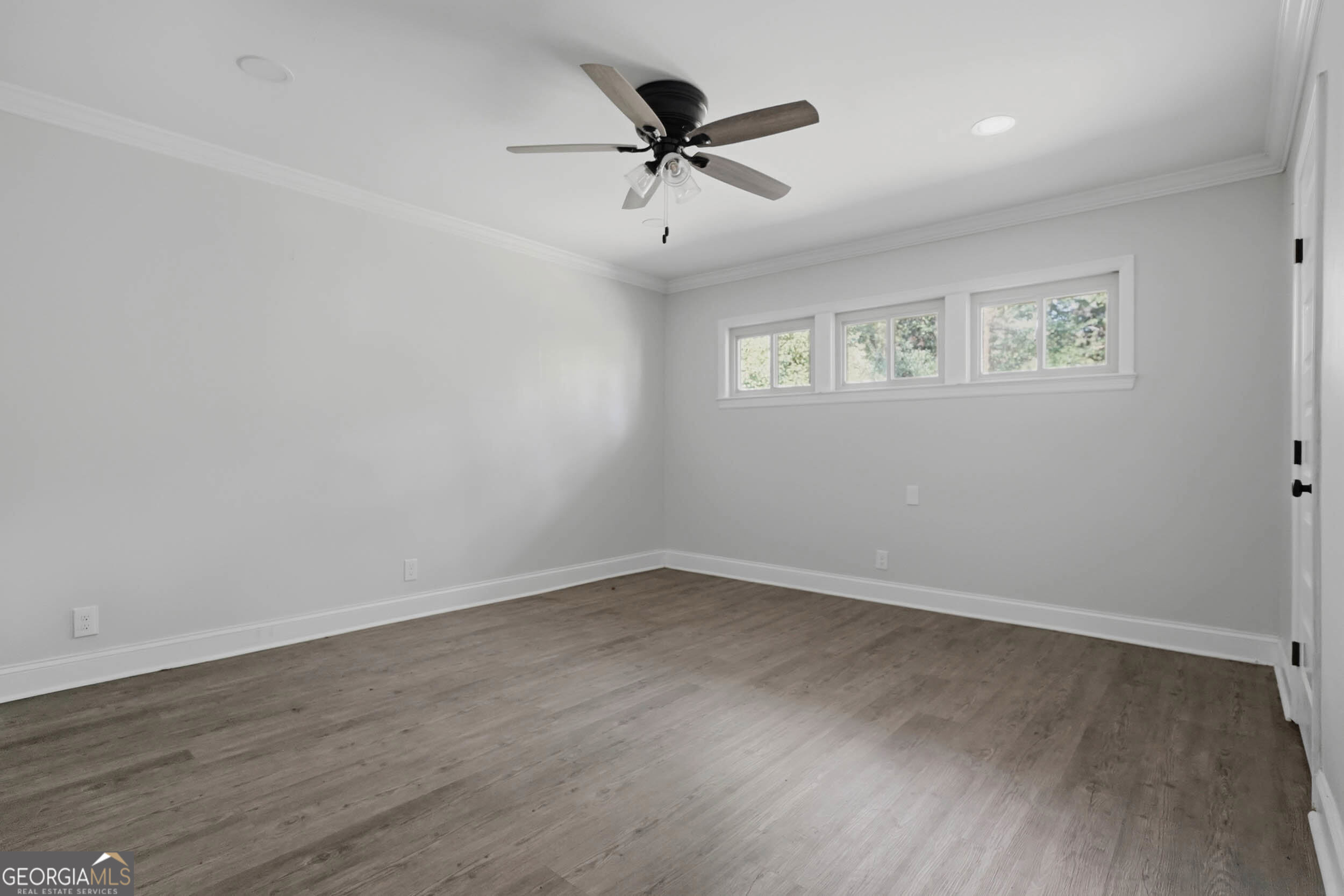 1009 Summit Drive Property Photo 13