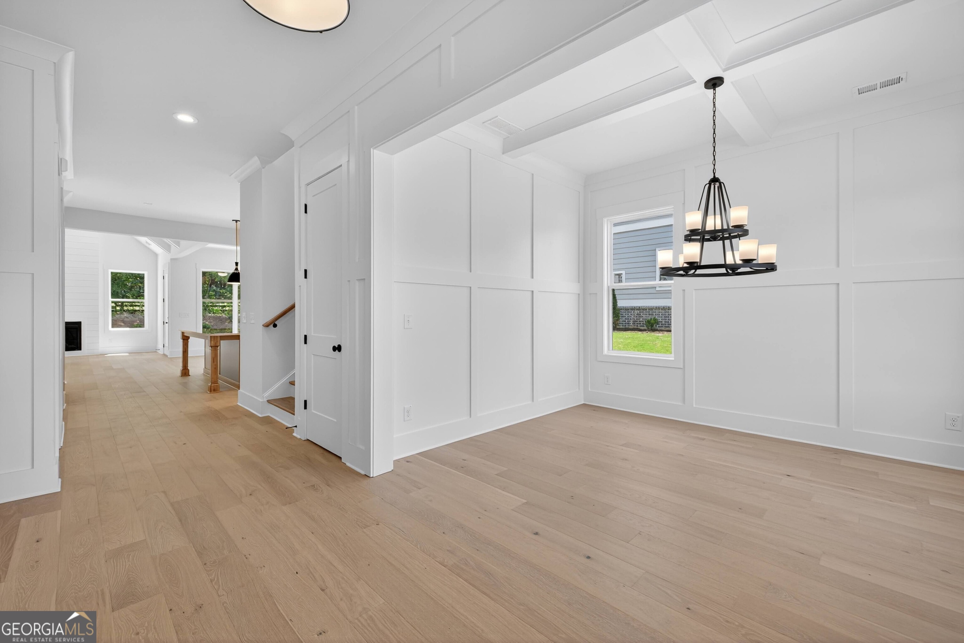 5608 Meadowstone Walk Property Photo 4