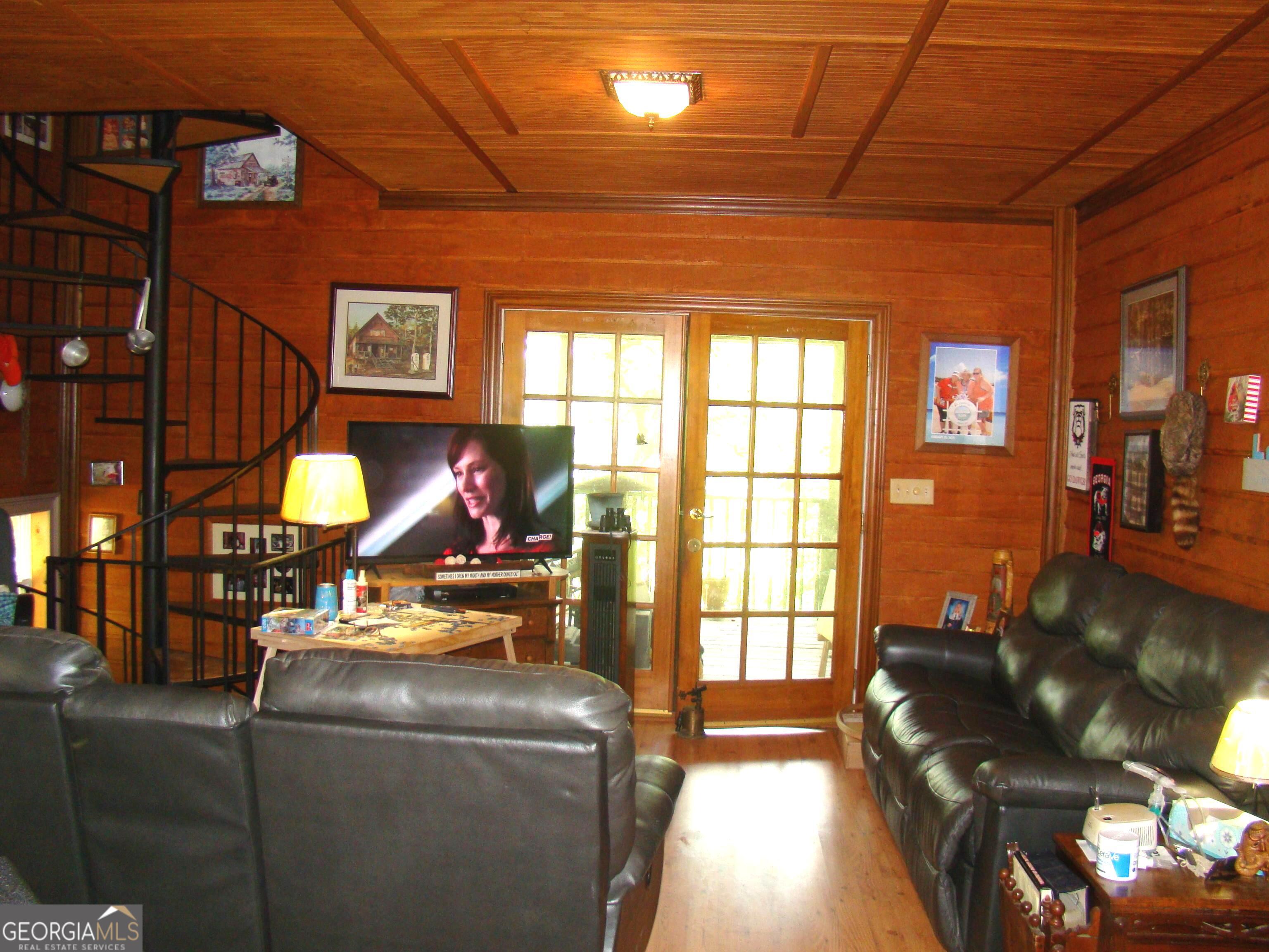 38 Morrisons Point Drive Property Photo 11