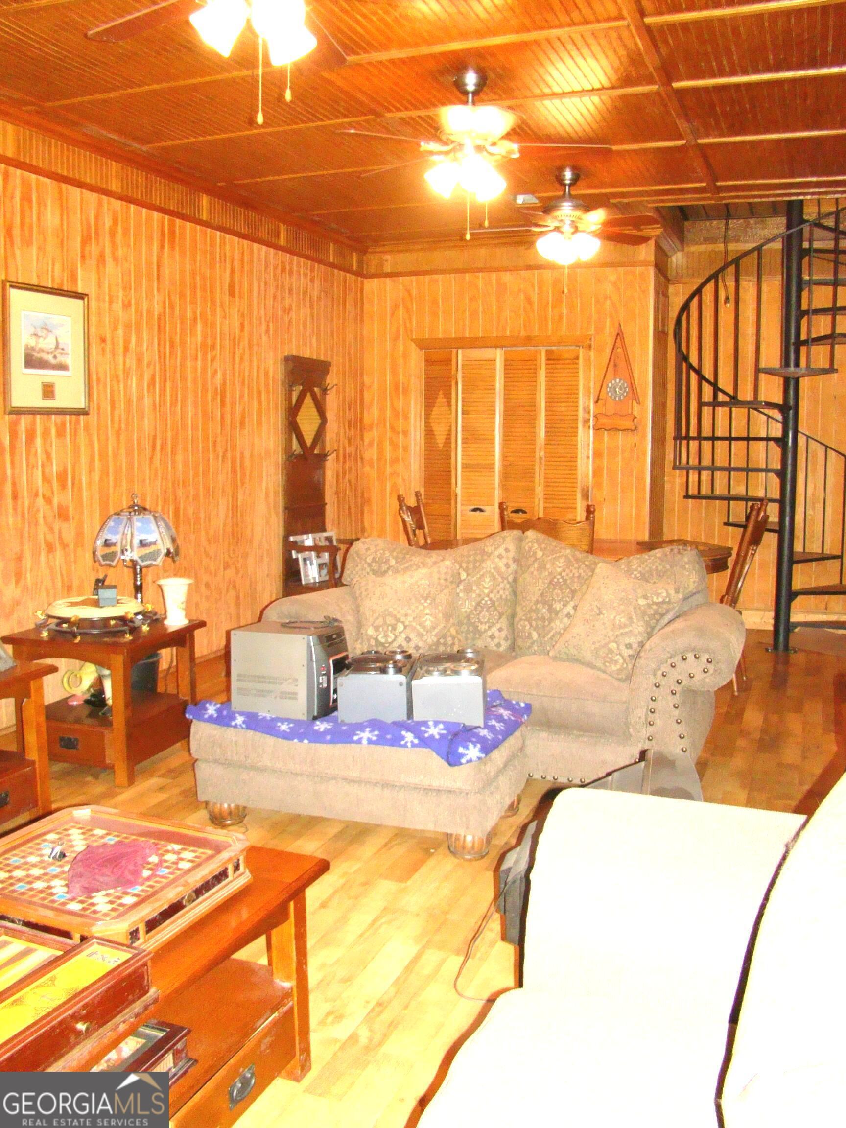 38 Morrisons Point Drive Property Photo 17
