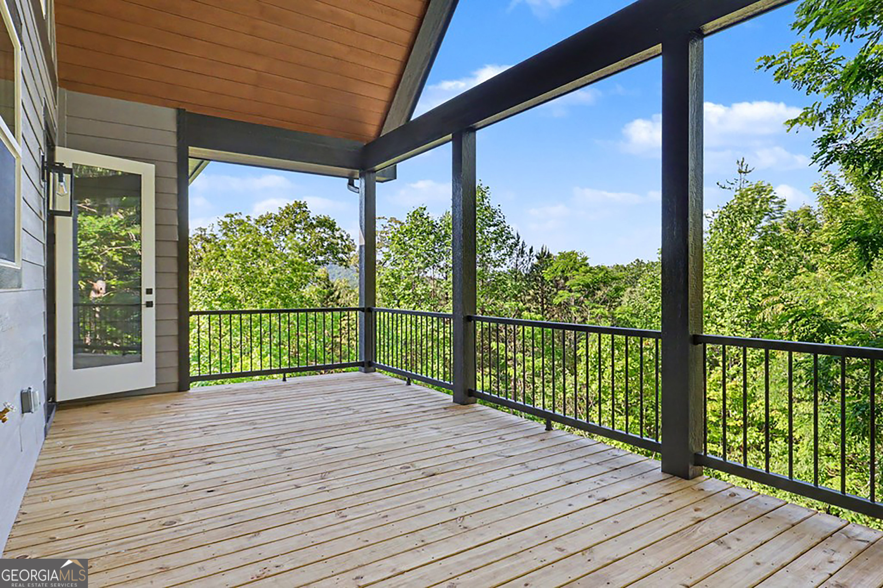 383 Rustic Barn Trail Property Photo 8