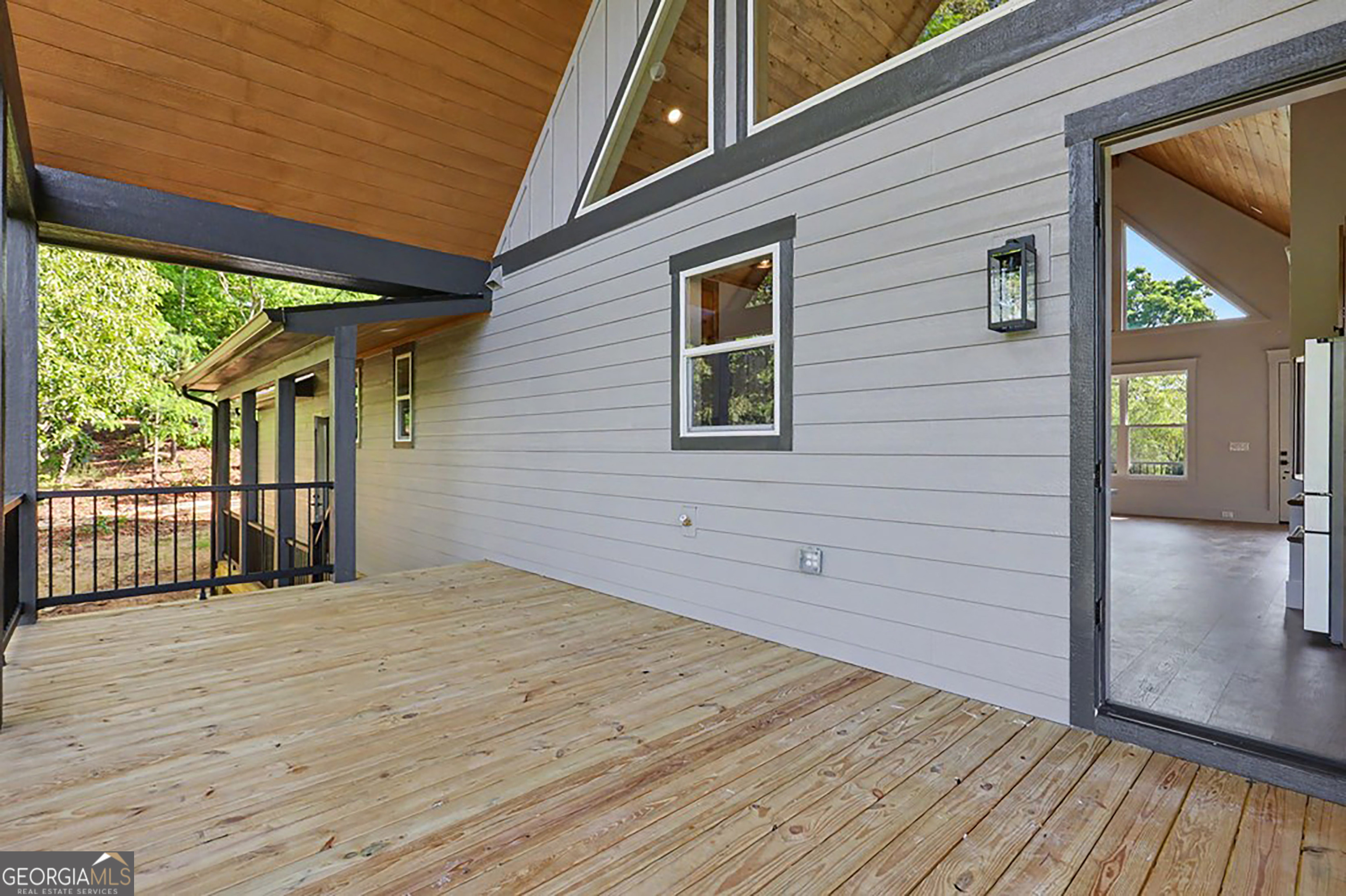 383 Rustic Barn Trail Property Photo 28