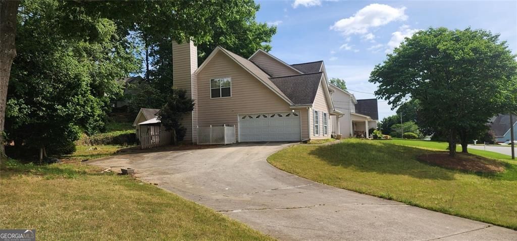 2100 Springer Walk Property Photo 3