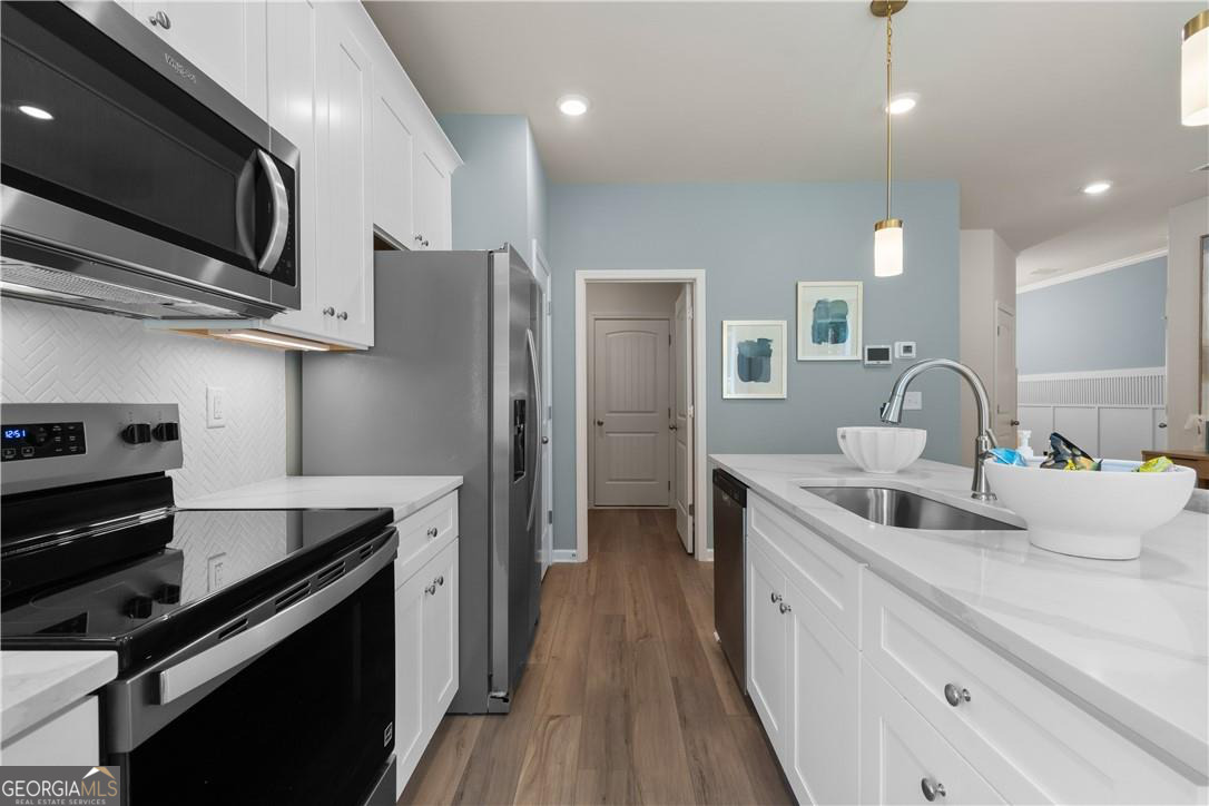 239 Abbotts Crossing Circle Property Photo 12