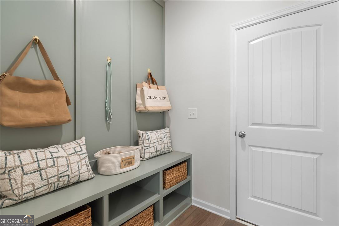 239 Abbotts Crossing Circle Property Photo 15