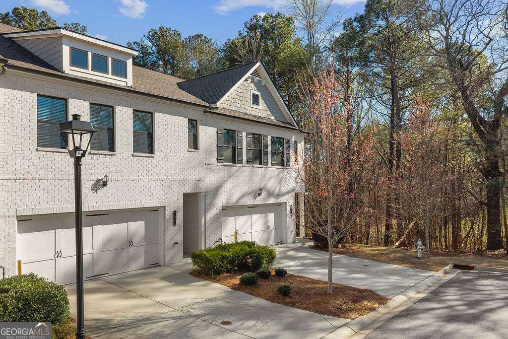 3592 Amarath Terrace Property Photo 4