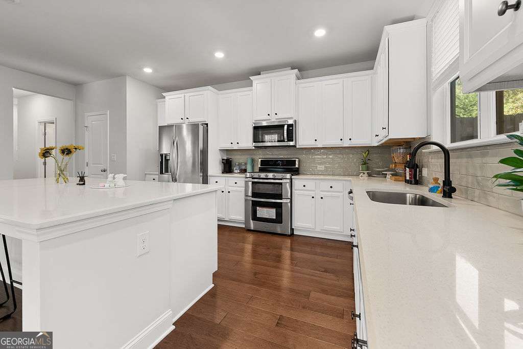 3592 Amarath Terrace Property Photo 17