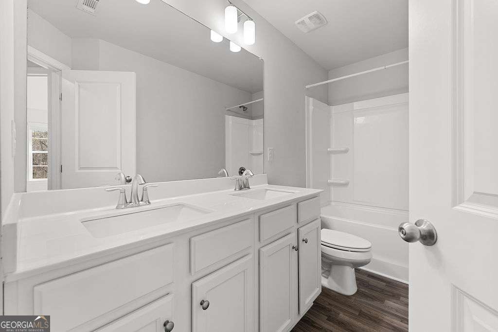 3592 Amarath Terrace Property Photo 35