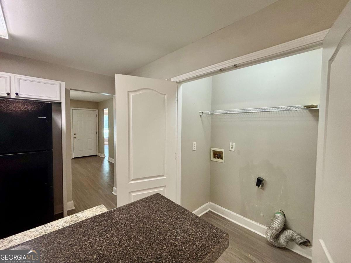 2595 Elliott Street Nw Property Photo 13