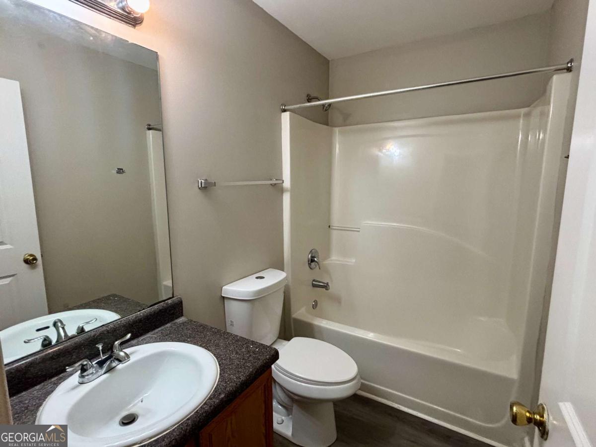 2595 Elliott Street Nw Property Photo 25