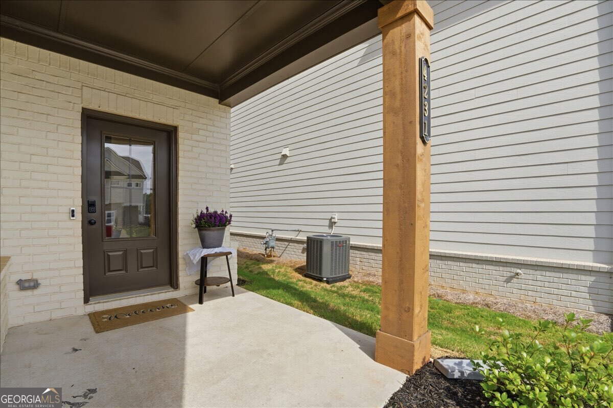 4231 Portsbrook Avenue Property Photo 11