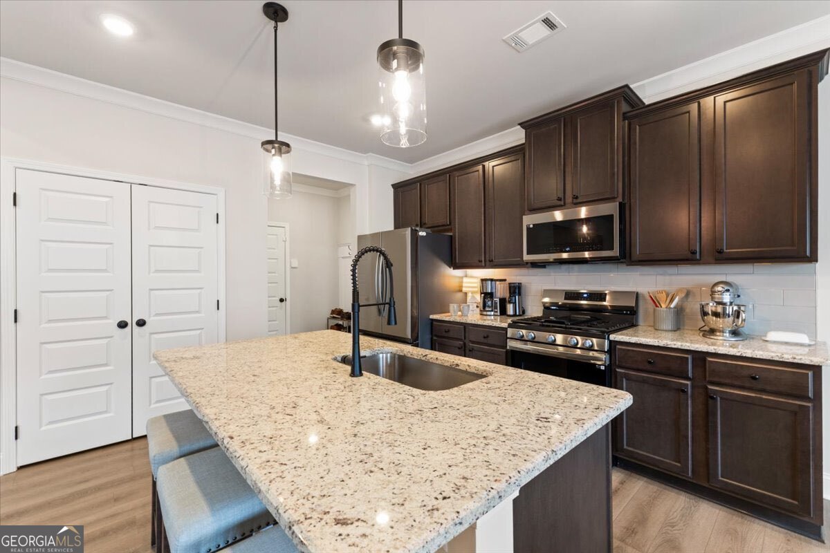 4231 Portsbrook Avenue Property Photo 35
