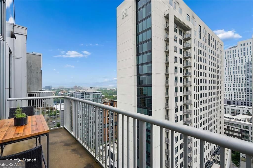44 Peachtree Place Nw # 2027 Property Photo 2