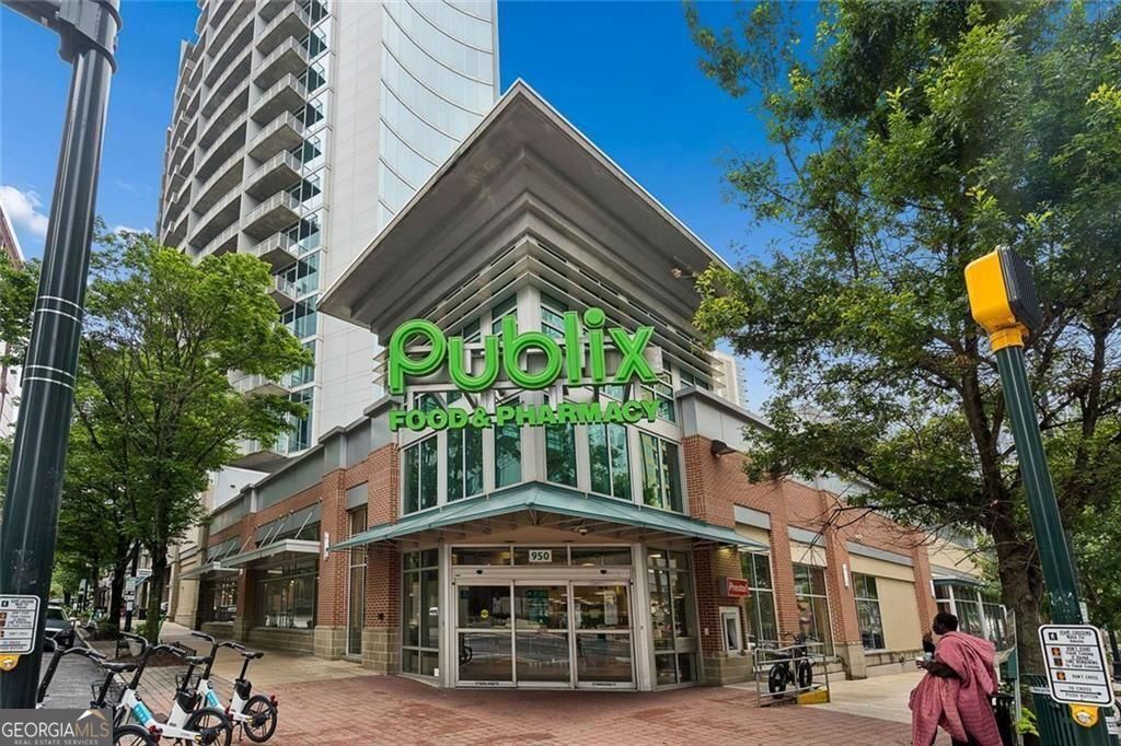 44 Peachtree Place Nw # 2027 Property Photo 27