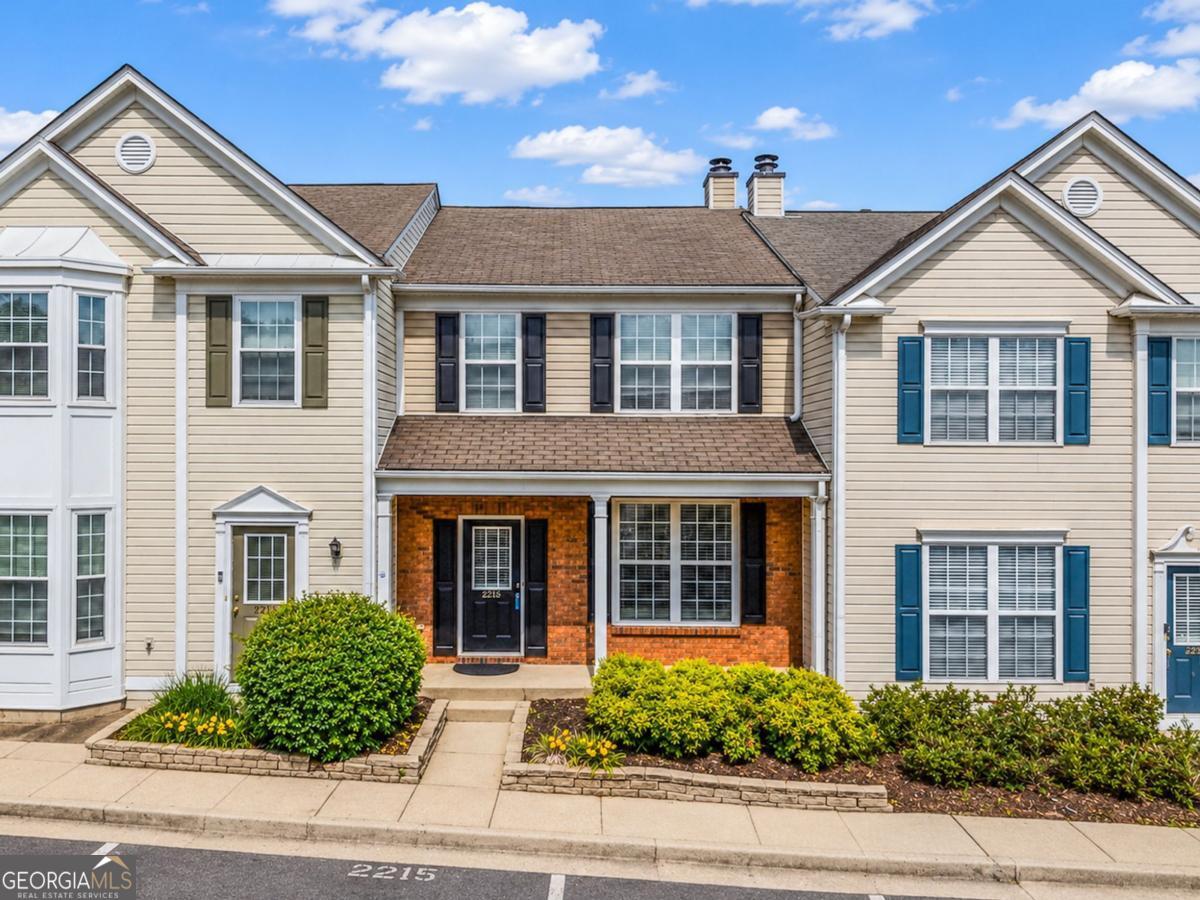 2215 Kilmington Square Property Photo 1