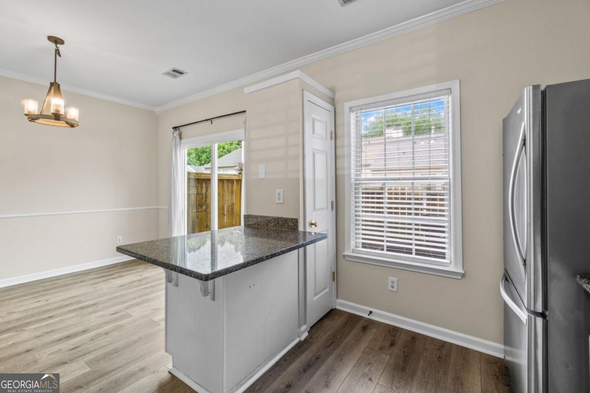 2215 Kilmington Square Property Photo 12