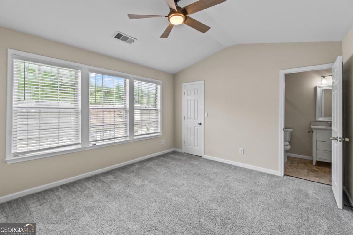 2215 Kilmington Square Property Photo 21