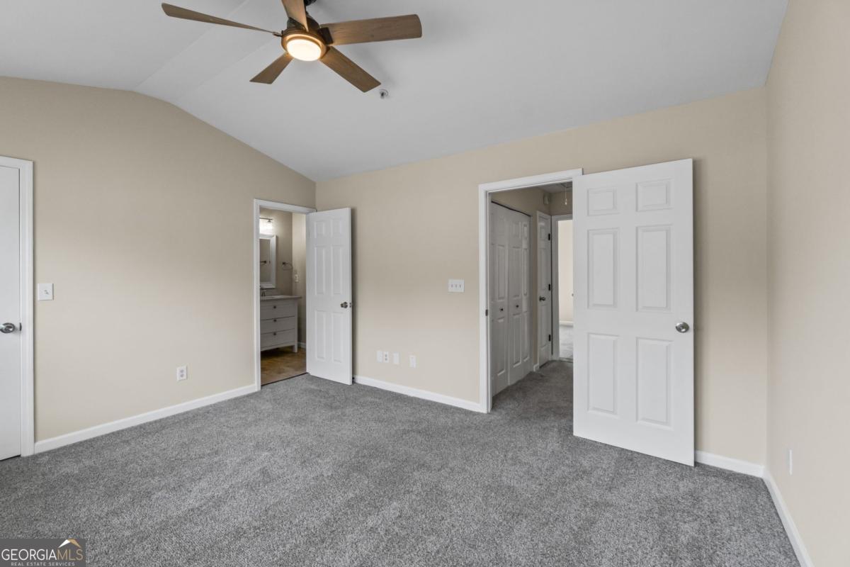 2215 Kilmington Square Property Photo 22
