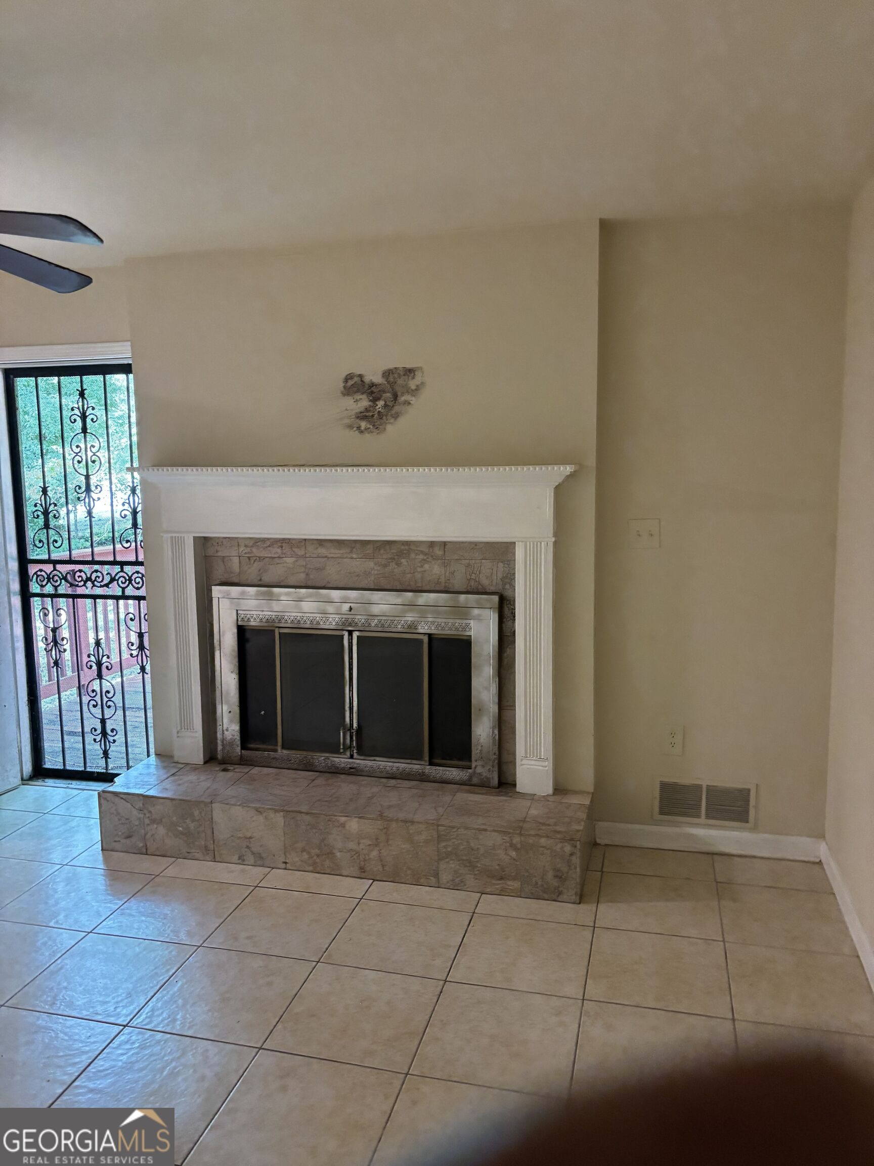 2399 Wexford Drive Property Photo 11