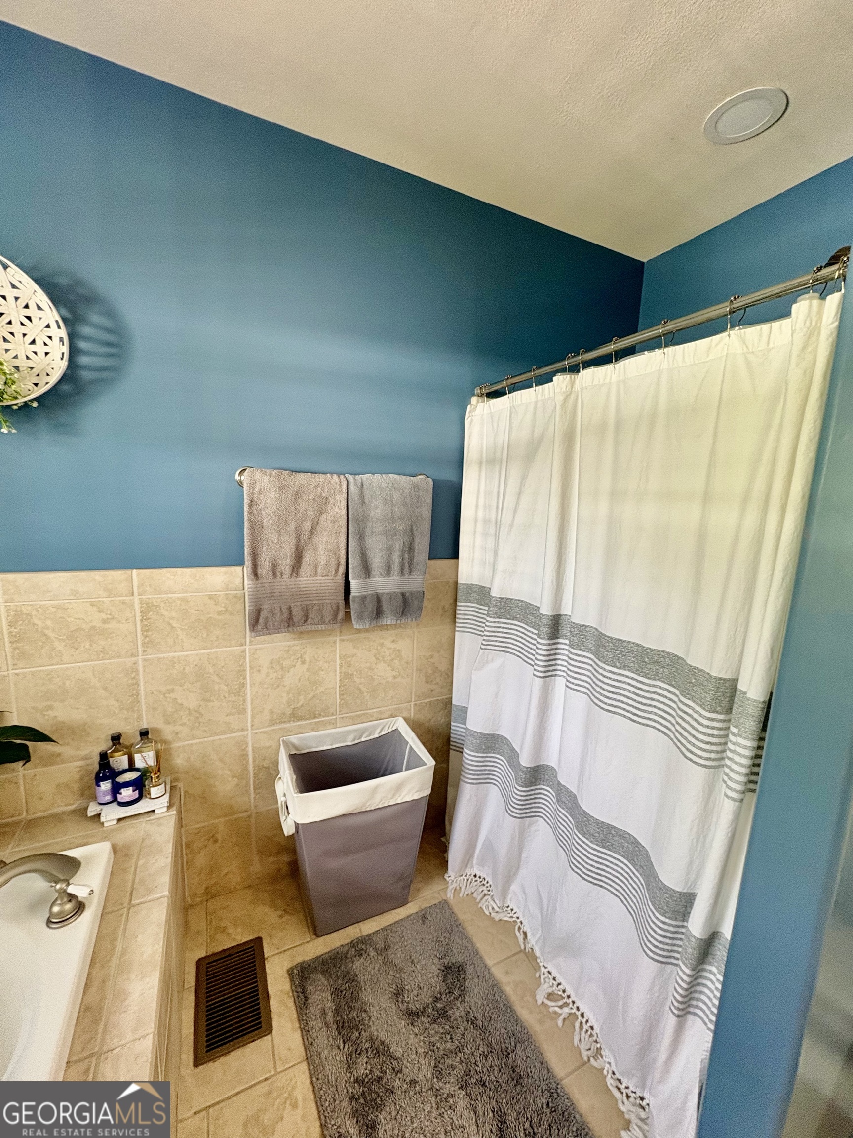 348 S Victory Drive Property Photo 35