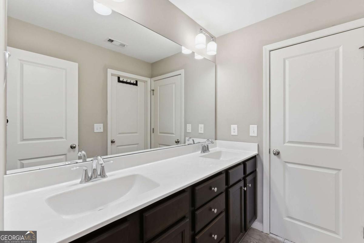 4010 Pinebrook Circle Property Photo 40