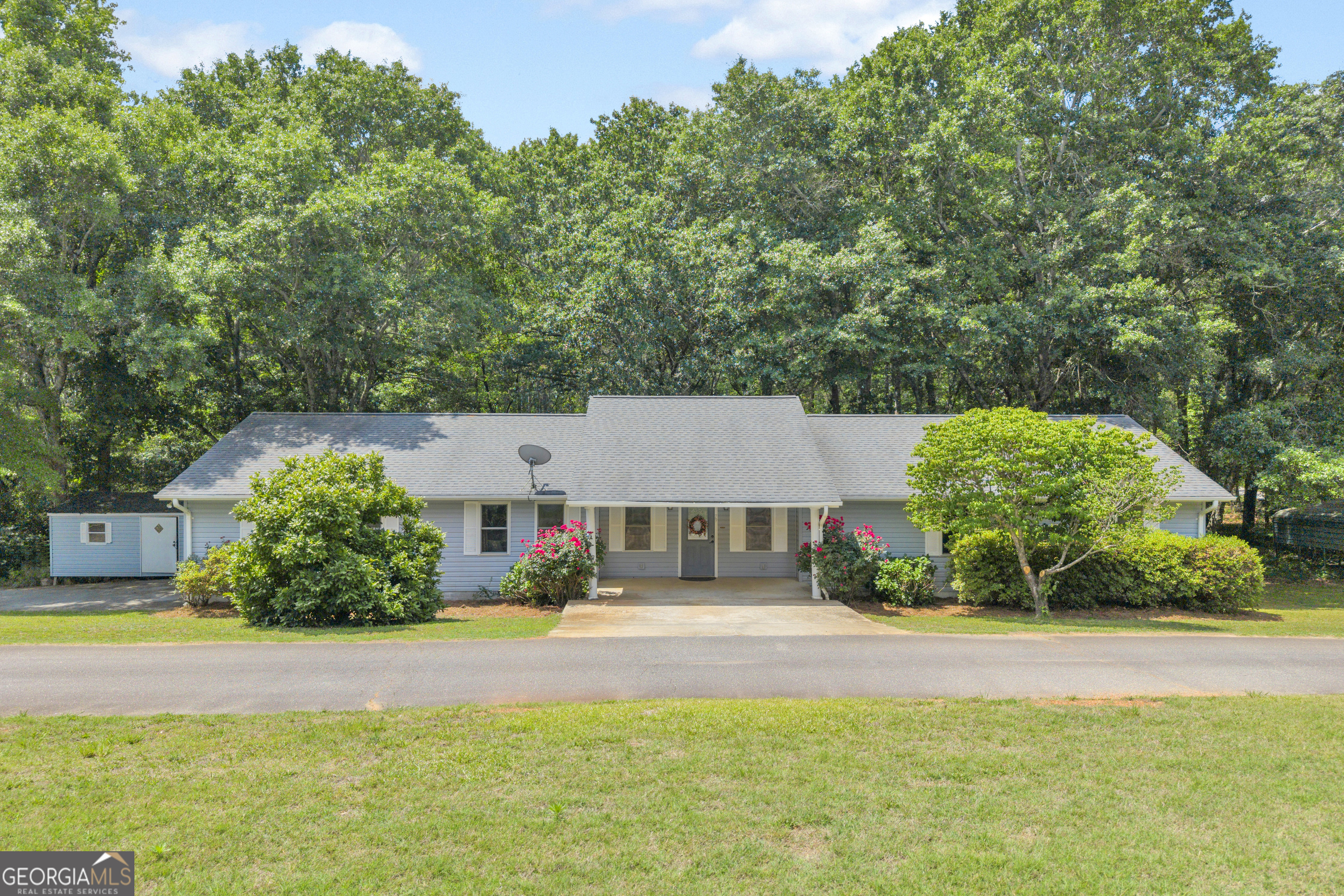 79 Wisteria Cove Estate Property Photo 1