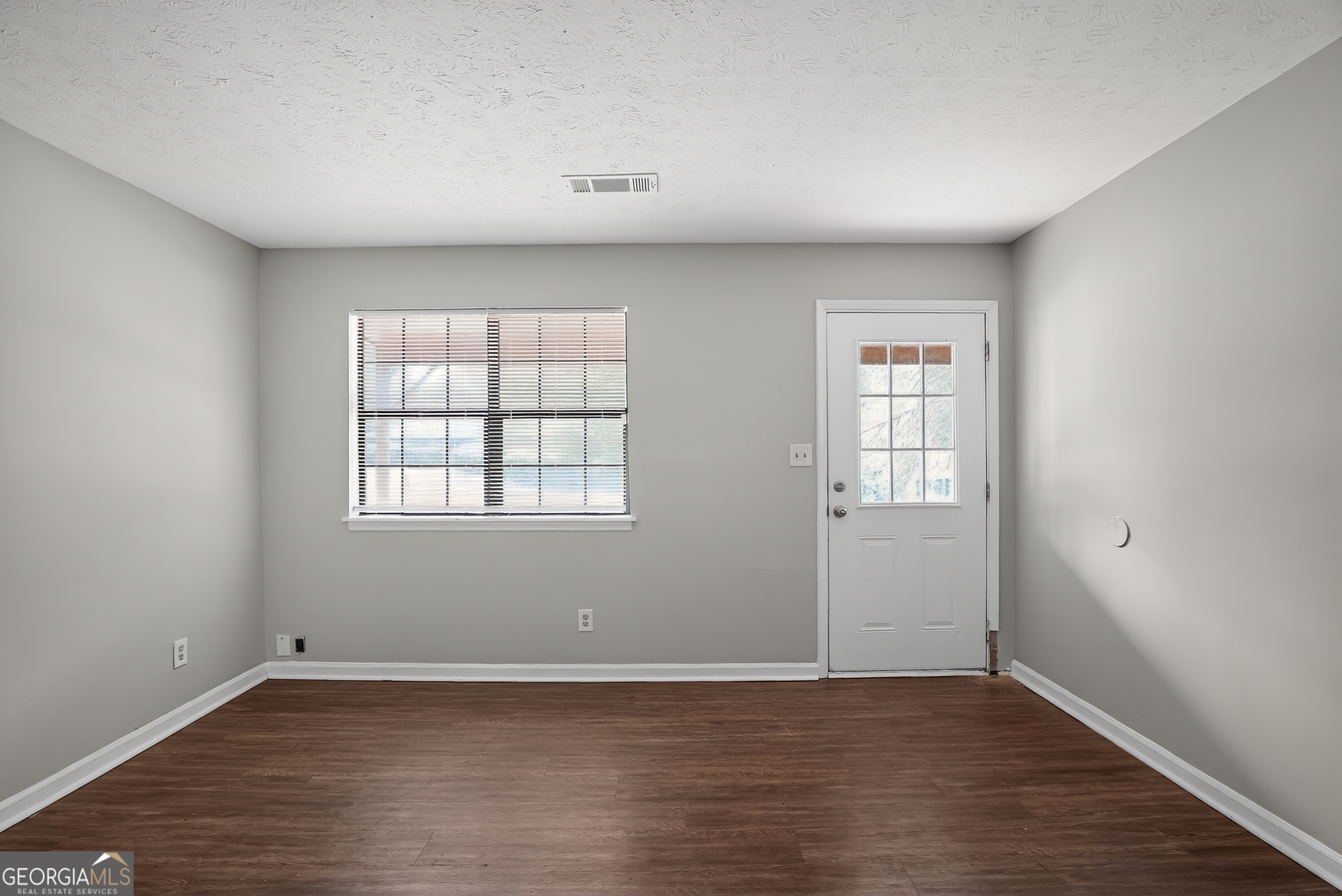 287 Morris Drive Se Property Photo 9