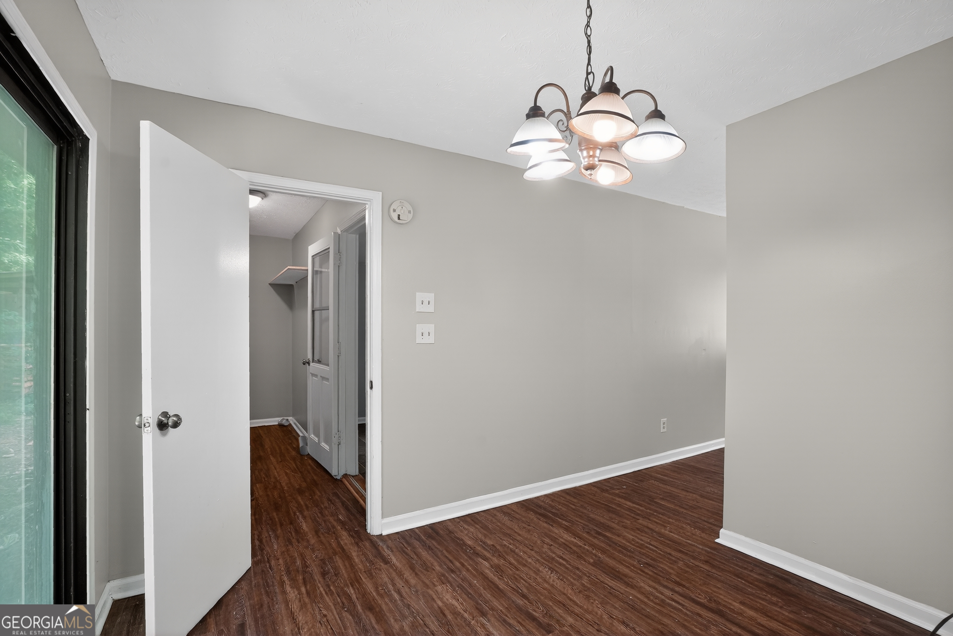 287 Morris Drive Se Property Photo 13