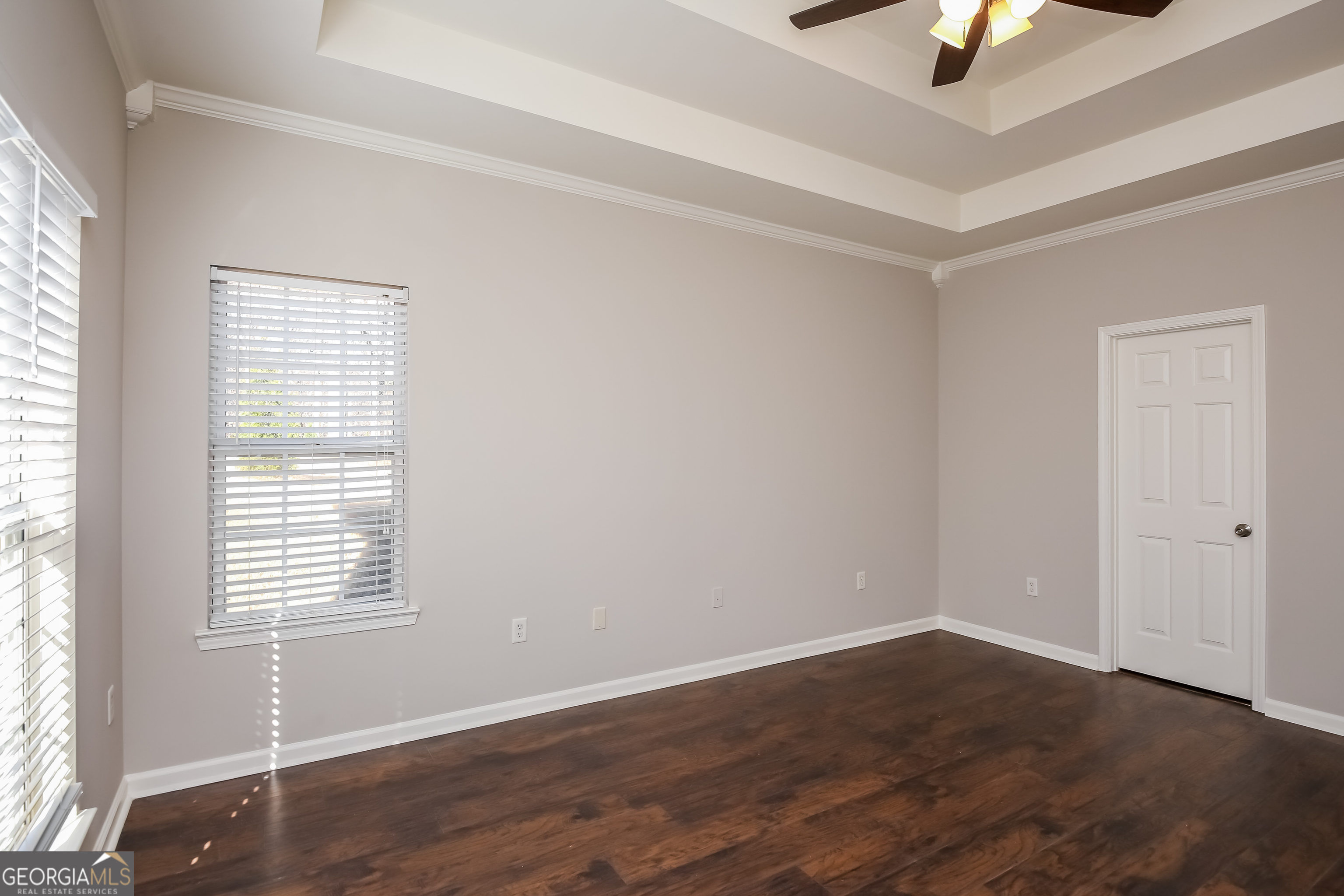 1870 Dartford Way Property Photo 6