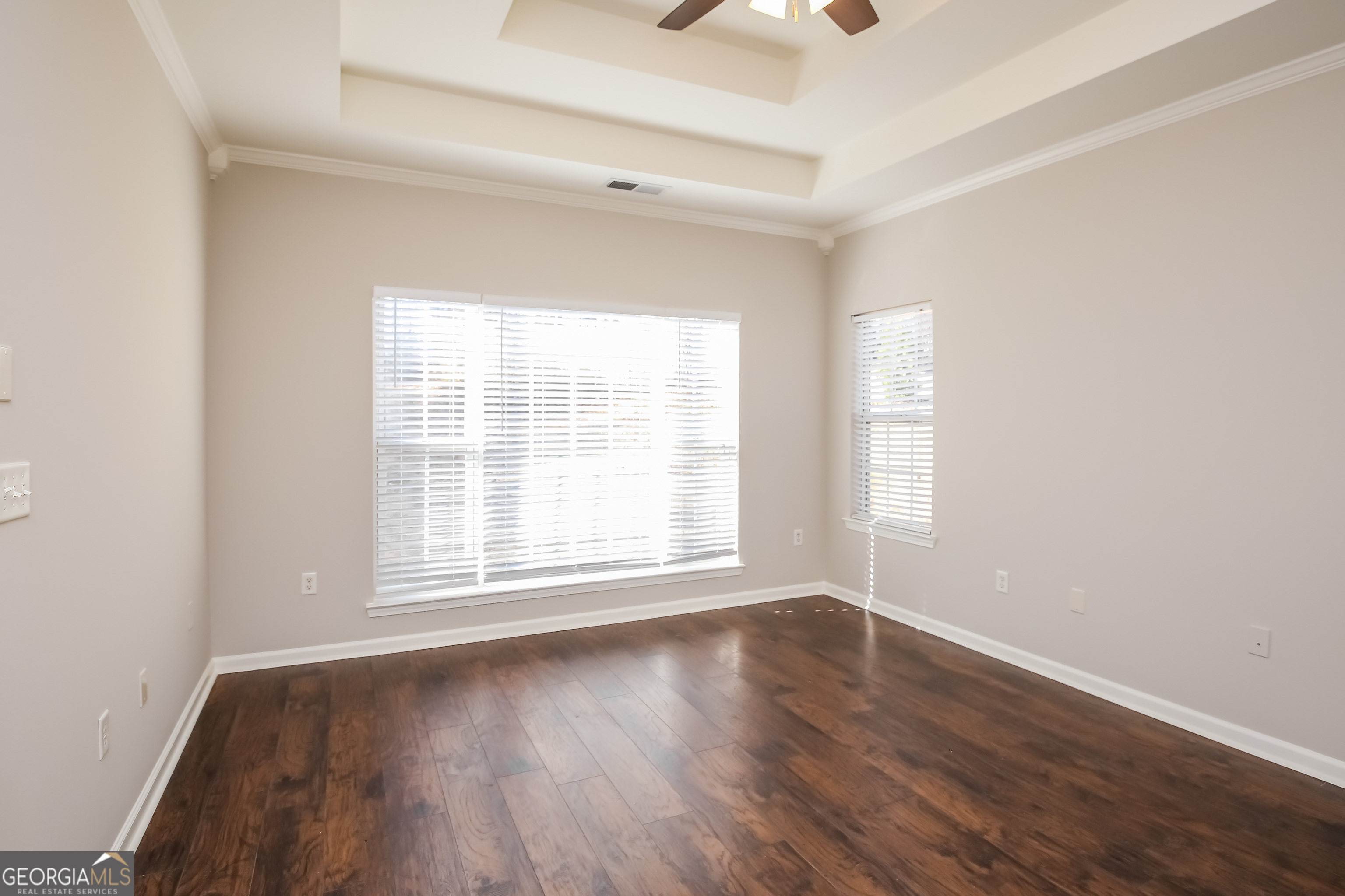 1870 Dartford Way Property Photo 9