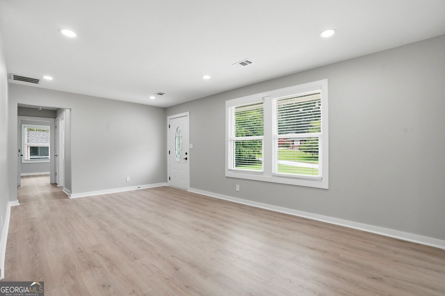 3177 Woodlynne Way Property Photo 6