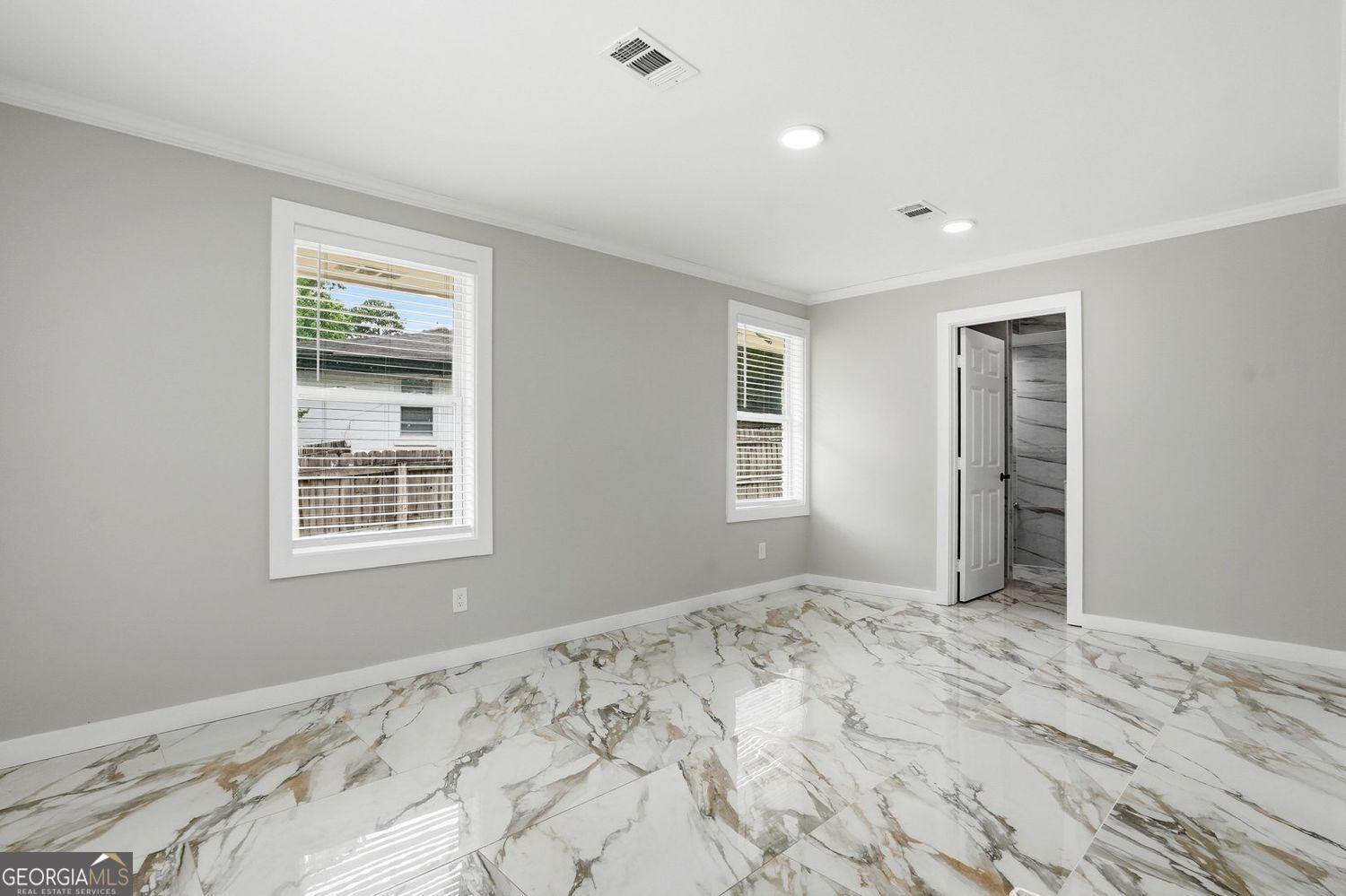 3177 Woodlynne Way Property Photo 11