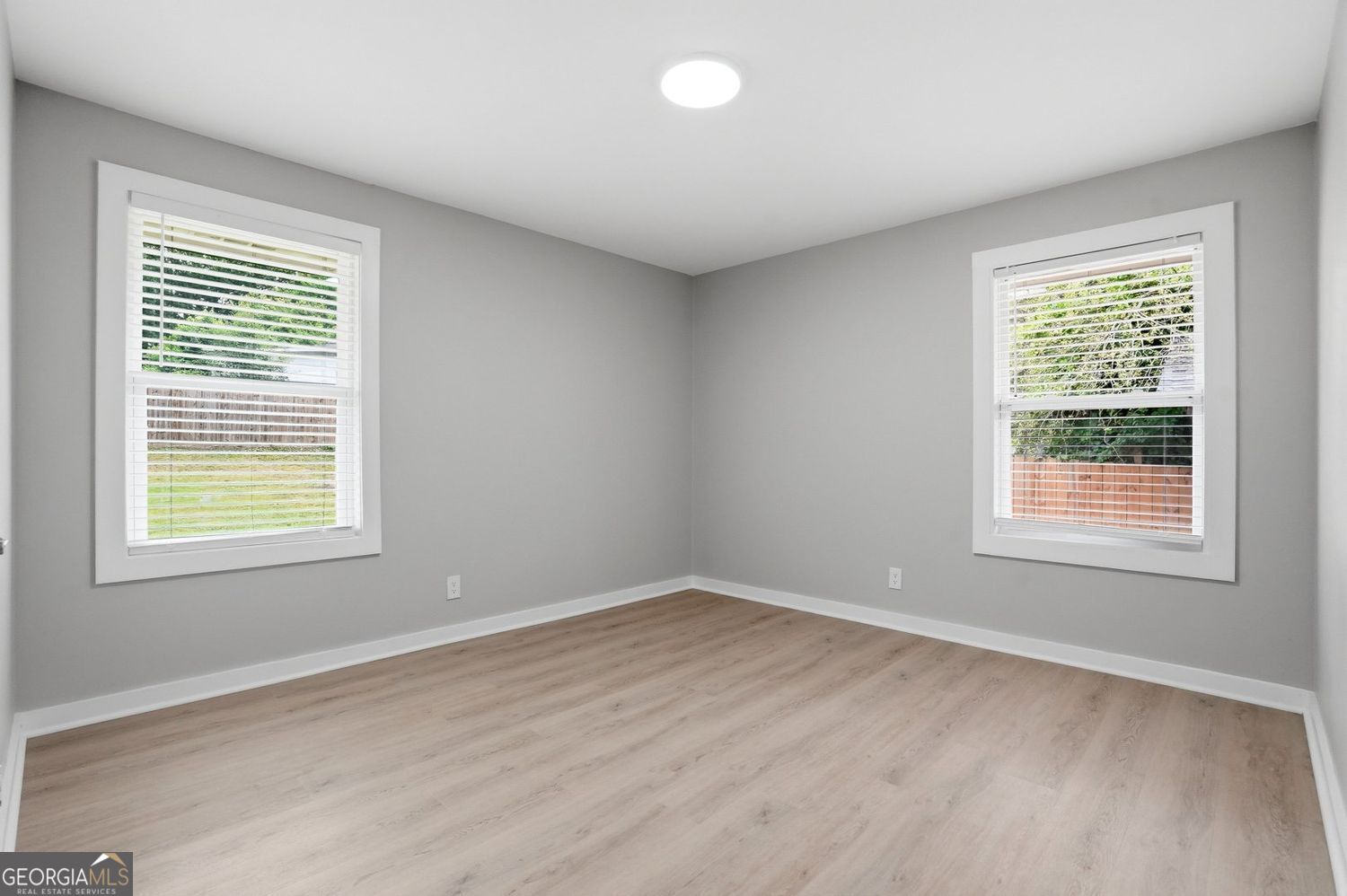 3177 Woodlynne Way Property Photo 18