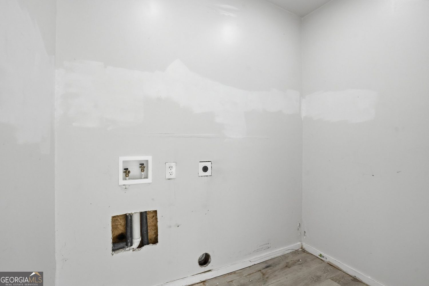 3177 Woodlynne Way Property Photo 21